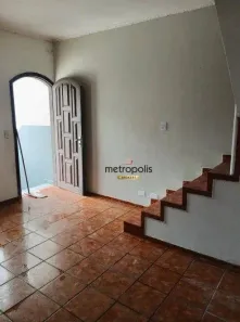 Sobrado com 3 Quartos para alugar, 160m² no Vila Curuçá, Santo André