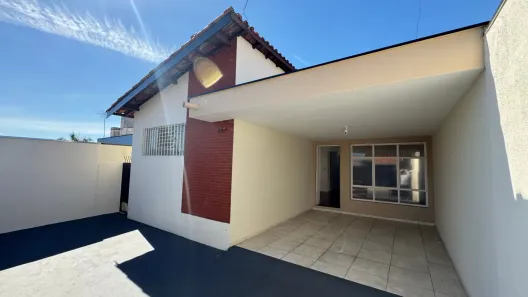 Casa com 3 Quartos à venda, 10m² no Centro, Tatuí