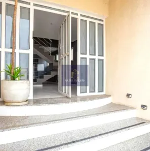 Casa de Condomínio com 3 Quartos para alugar, 250m² no Planalto Paulista, São Paulo