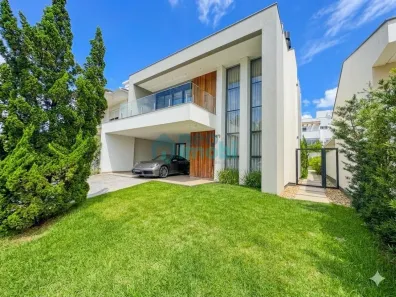 Casa com 3 Quartos à venda, 286m² no Pedra Branca, Palhoça