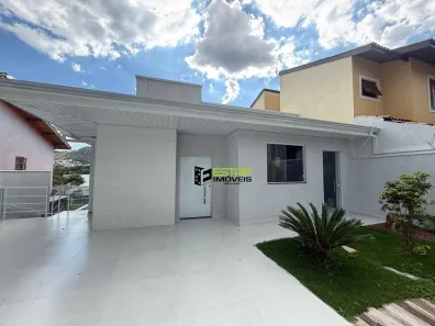 Casa de Condomínio com 3 Quartos para alugar, 280m² no Parque Arco Iris, Atibaia