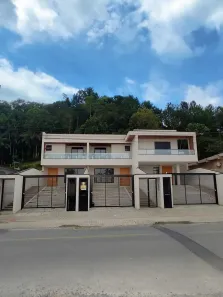 Sobrado com 3 Quartos à venda, 142m² no Anita Garibaldi, Joinville