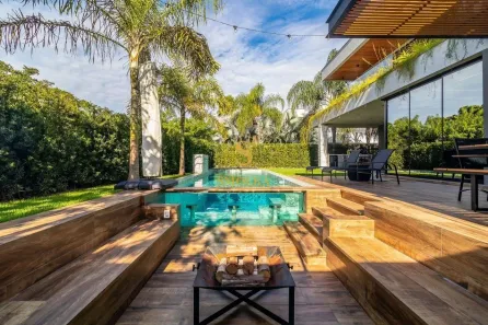 Casa com 4 Quartos à venda, 564m² no Jurerê Internacional, Florianópolis