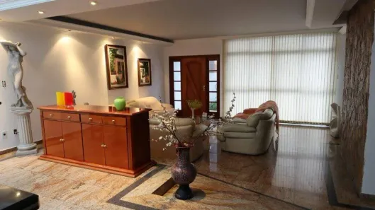 Sobrado com 4 Quartos à venda, 613m² no Vila Pires, Santo André