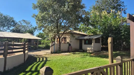Fazenda/Sítio com 3 Quartos à venda, 350m² no Área Rural de Curvelo, Curvelo