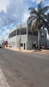 Sala Comercial para alugar, 425m² no Jardim das Palmeiras, Uberlândia