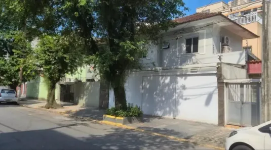 Casa com 2 Quartos à venda, 156m² no Embaré, Santos
