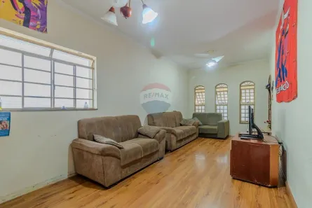 Casa com 6 Quartos à venda, 203m² no Vila Indaiá, Rio Claro