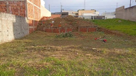 Lote/Terreno à venda, 300m² no Centro, Presidente Prudente