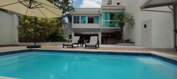 Casa com 3 Quartos à venda, 305m² no Jardim Amália, Volta Redonda