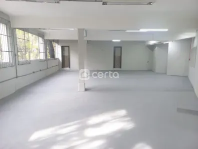 Ponto Comercial para alugar, 600m² no Independência, Porto Alegre
