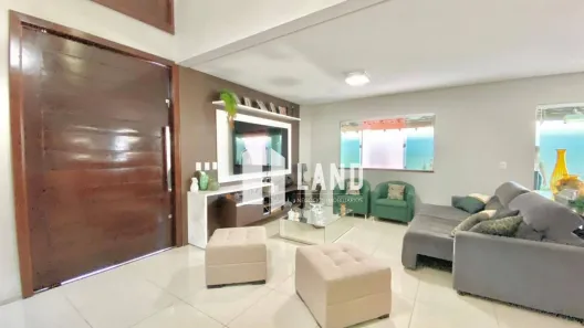 Casa com 3 Quartos à venda, 211m² no Macaúba, Teresina