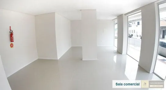 Sala Comercial à venda, 37m² no Centro, Balneário Camboriú