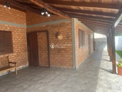 Casa com 3 Quartos à venda, 184m² no Campeche, Florianópolis