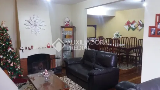 Casa com 3 Quartos à venda, 217m² no Cristal, Porto Alegre