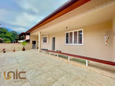 Casa de Condomínio com 3 Quartos à venda, 146m² no Carlos Guinle, Teresópolis