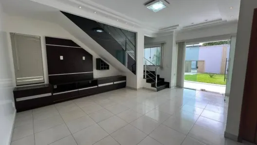 Sobrado com 4 Quartos à venda, 300m² no Parque das Amendoeiras, Goiânia