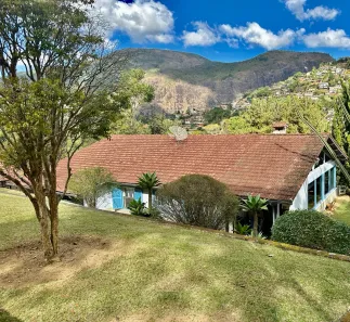 Casa com 4 Quartos à venda, 700m² no Araras, Petrópolis