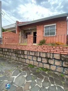 Casa com 2 Quartos à venda, 67m² no Passo da Areia, Porto Alegre
