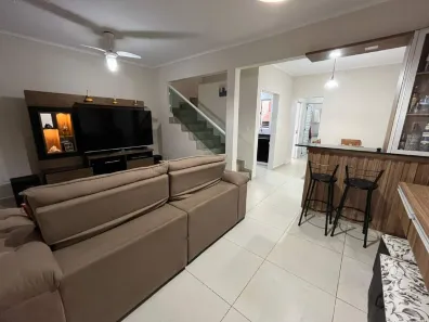Casa com 3 Quartos à venda, 111m² no Vila São Jorge, São Vicente