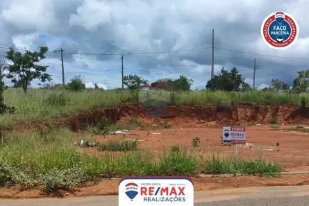 Lote/Terreno à venda, 220m² no Presidente Olegário, Presidente Olegário