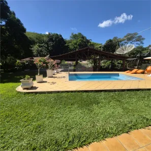 Fazenda/Sítio com 3 Quartos à venda, 289m² no Santa Terezinha (Califórnia da Barra), Barra do Piraí