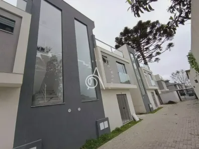 Sobrado com 3 Quartos à venda, 83m² no Alto Boqueirão, Curitiba