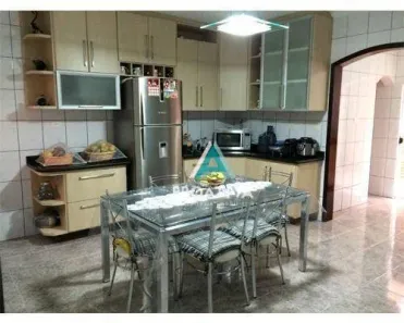 Sobrado com 3 Quartos à venda, 125m² no Jardim Las Vegas, Santo André