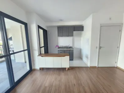 Apartamento com 3 Quartos para alugar, 70m² no Vila Firmiano Pinto, São Paulo