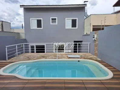 Sobrado com 3 Quartos à venda, 135m² no Loteamento Villa Branca, Jacareí