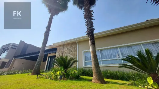 Casa de Condomínio com 5 Quartos para venda ou aluguel, 985m² no Centro Comercial Jubran, Barueri