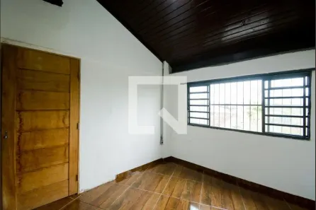 Casa com 1 Quarto para alugar, 68m² no Centro, Guarulhos