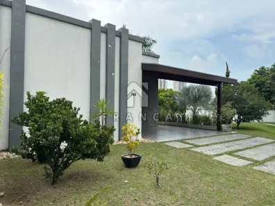 Casa de Condomínio com 3 Quartos para alugar, 170m² no Loteamento Villa Branca, Jacareí
