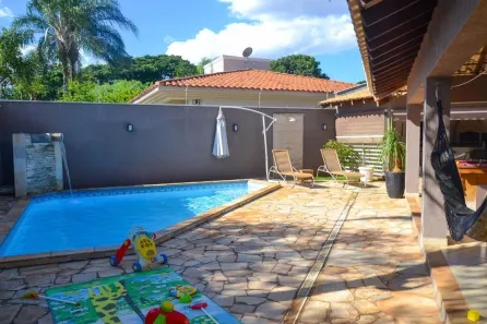 Casa com 3 Quartos à venda, 307m² no Morada da Colina, Uberlândia