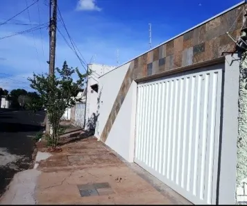 Casa com 4 Quartos à venda, 300m² no Santa Maria, Uberaba