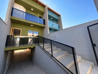 Casa com 3 Quartos à venda, 225m² no Ouro Verde, Londrina