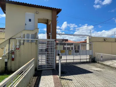 Casa de Condomínio com 2 Quartos à venda, 55m² no Siqueira, Fortaleza