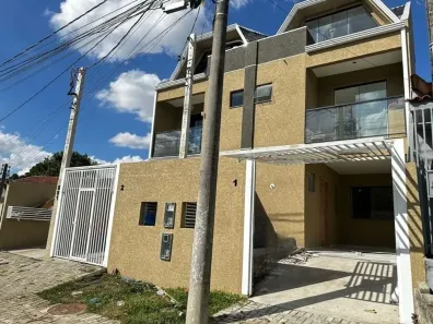Sobrado com 3 Quartos à venda, 90m² no Pinheirinho, Curitiba