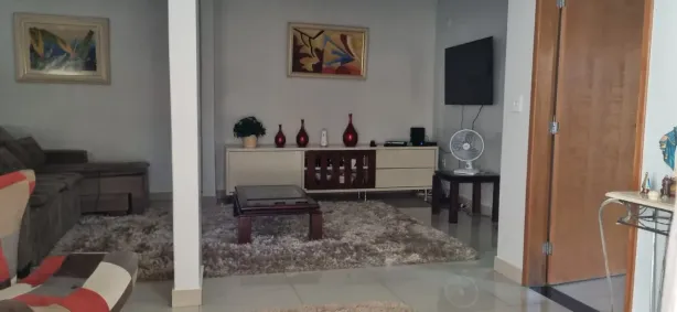 Casa com 3 Quartos à venda, 200m² no Setor Campinas, Goiânia