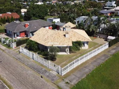 Casa com 4 Quartos à venda, 213m² no XANGRI-LÁ, Xangri-lá