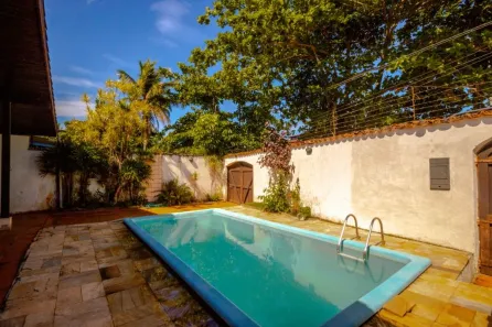 Casa com 4 Quartos à venda, 198m² no Balneário Praia do Pernambuco, Guarujá