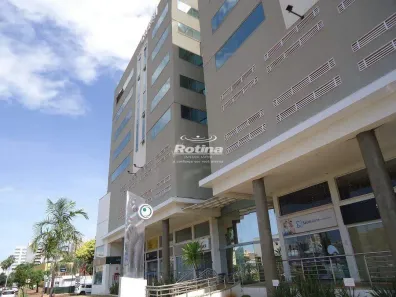 Sala Comercial para alugar, 83m² no Tabajaras, Uberlândia