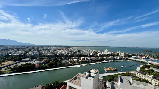 Apartamento com 3 Quartos para alugar, 115m² no Barro Vermelho, Vitória