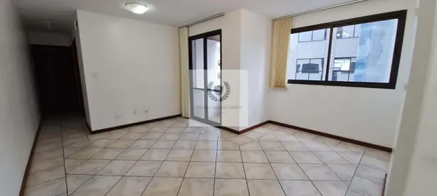 Apartamento com 2 Quartos à venda, 77m² no Centro, Florianópolis