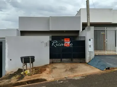 Casa com 2 Quartos à venda, 70m² no Jardim Paraíso, Arapongas