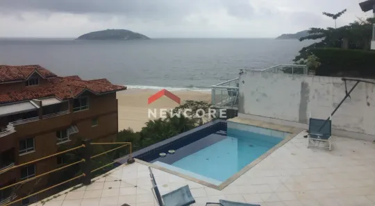 Casa com 4 Quartos à venda, 260m² no Camboinhas, Niterói