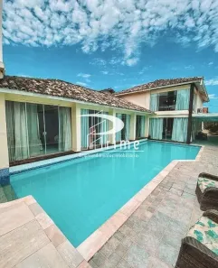 Casa com 5 Quartos à venda, 350m² no Camboinhas, Niterói