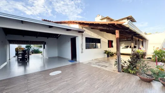 Casa com 3 Quartos à venda, 228m² no Plano Diretor Sul, Palmas