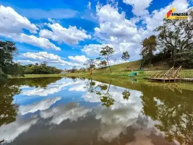 Lote/Terreno à venda, 702m² no Realengo, Divinópolis