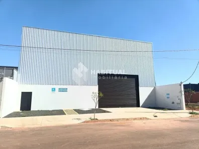 Galpão/Depósito/Armazém para alugar, 900m² no Loteamento Centro Empresarial Leste III, Uberlândia